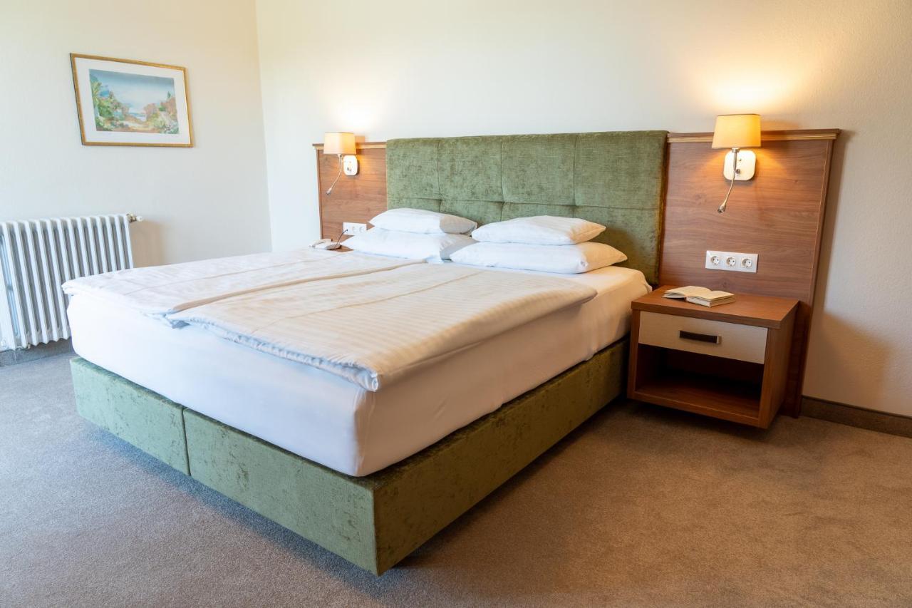 Inselhotel Faakersee Фаак ам Зее Екстериор снимка